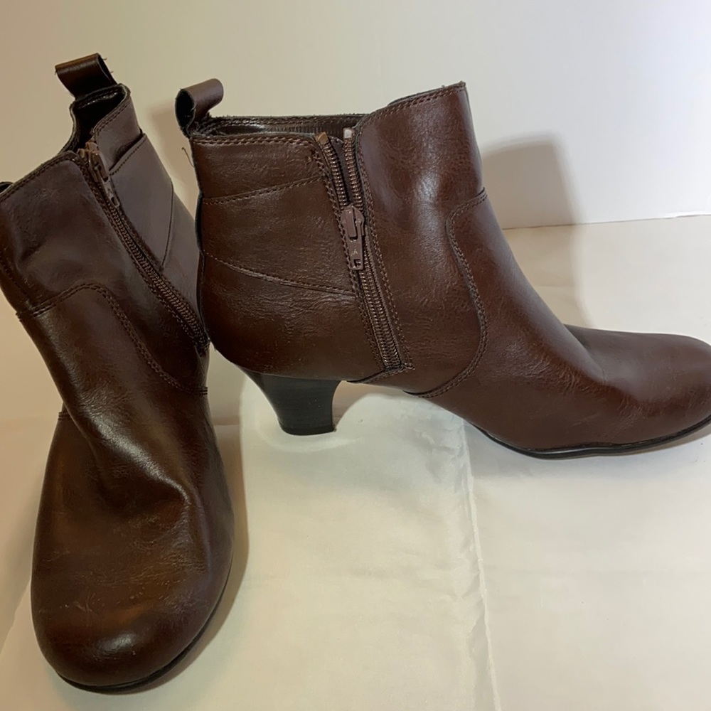 A2 by Aerosoles Ankle Boots Aquamarine in Size 8